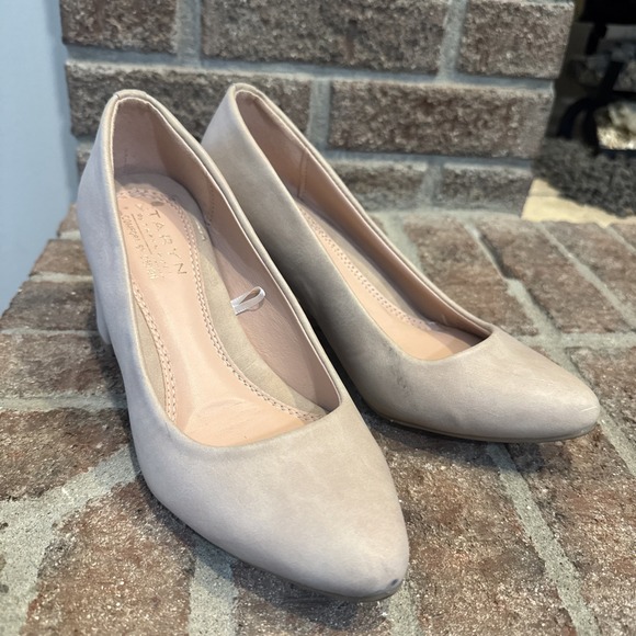 Taryn Rose Shoes - Taryn Rose Maine Pumps Womens 8.5 Beige Nude Block Heel Size 8.5 #223